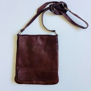 Minimalist Leather North-South Crossbody Bag